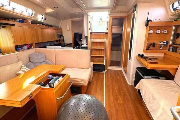 44ft Hanse Yacht For Sale
