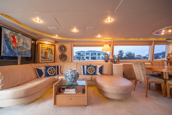 DARE TO DREAM 76ft Lazzara Yachts Yacht For Sale