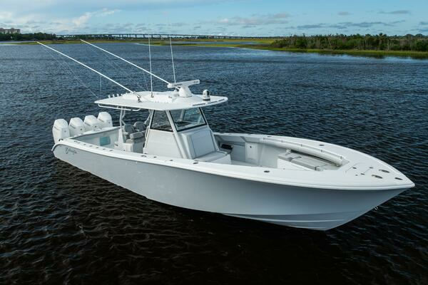 2023 Yellowfin 39