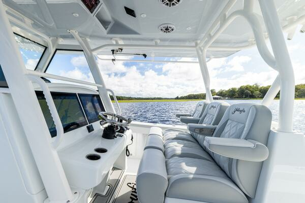 2023 Yellowfin 39