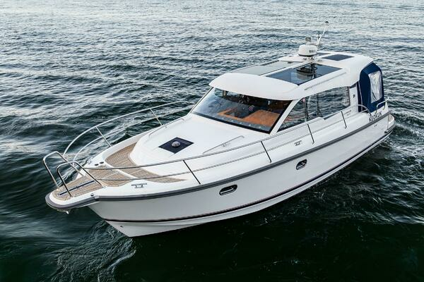 Nimbus 365 Coupe Yacht For Sale