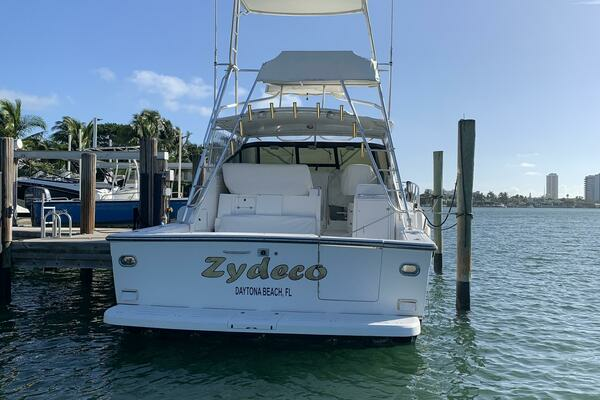 1999 Tiara Yachts 43