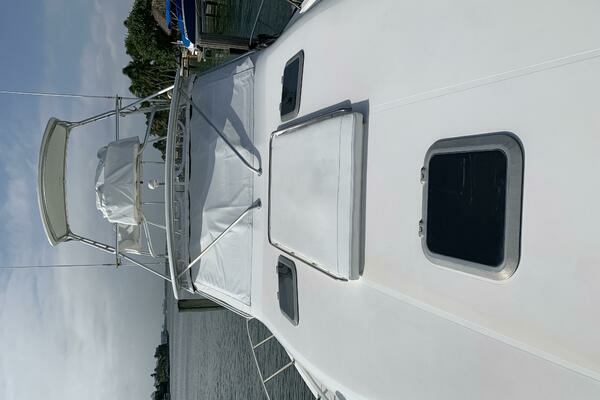 1999 Tiara Yachts 43