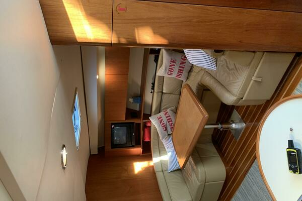 1999 Tiara Yachts 43