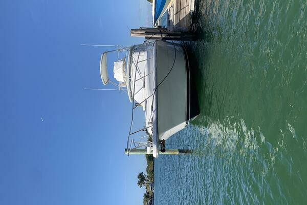 1999 Tiara Yachts 43