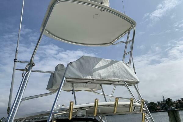 1999 Tiara Yachts 43