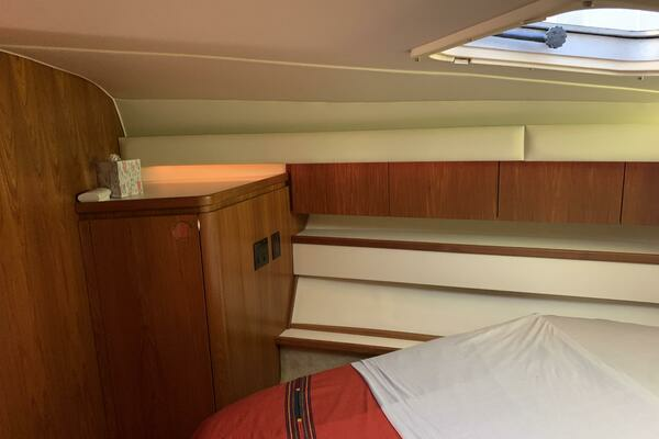 1999 Tiara Yachts 43