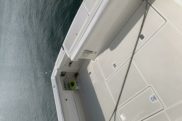 1999 Tiara Yachts 43