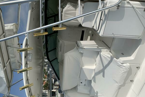 1999 Tiara Yachts 43