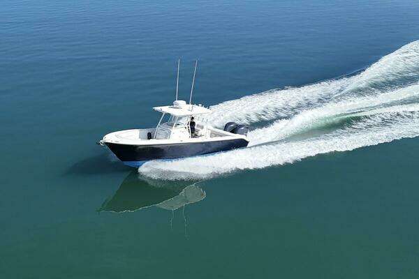 Photo of the 2009 Edgewater 318CC