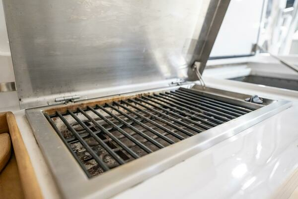 2012 Winter Custom Yachts 38