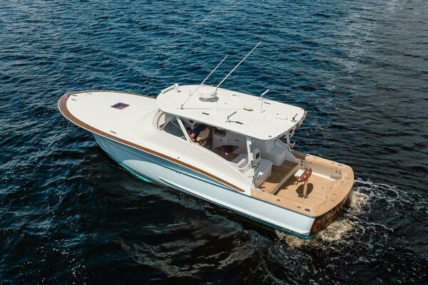 2012 Winter Custom Yachts 38