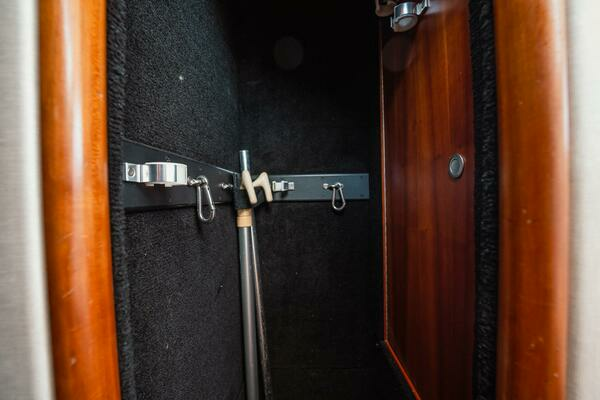 2012 Winter Custom Yachts 38