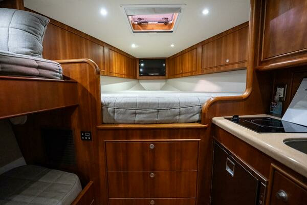 2012 Winter Custom Yachts 38