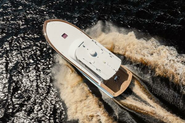 2012 Winter Custom Yachts 38