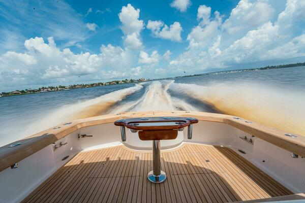 2012 Winter Custom Yachts 38