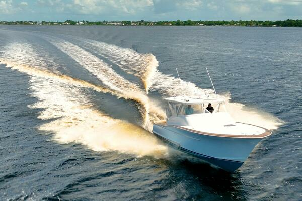 2012 Winter Custom Yachts 38