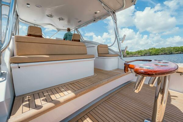 2012 Winter Custom Yachts 38