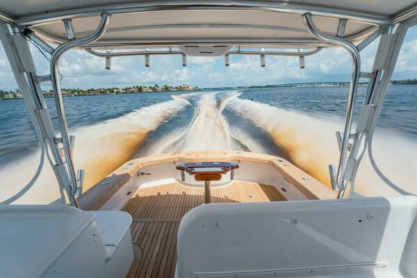 2012 Winter Custom Yachts 38