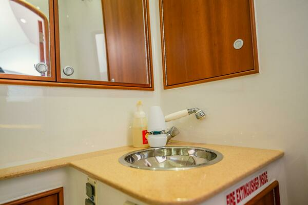 2012 Winter Custom Yachts 38