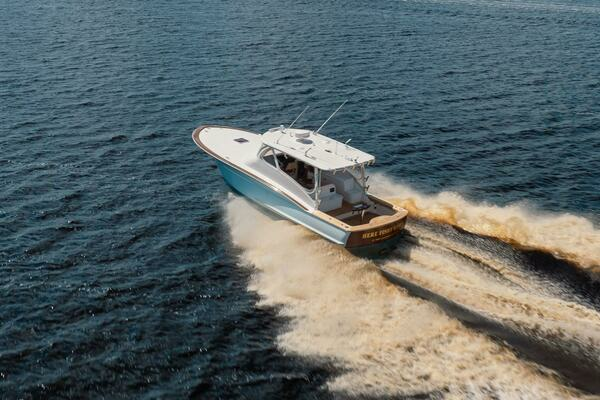 2012 Winter Custom Yachts 38