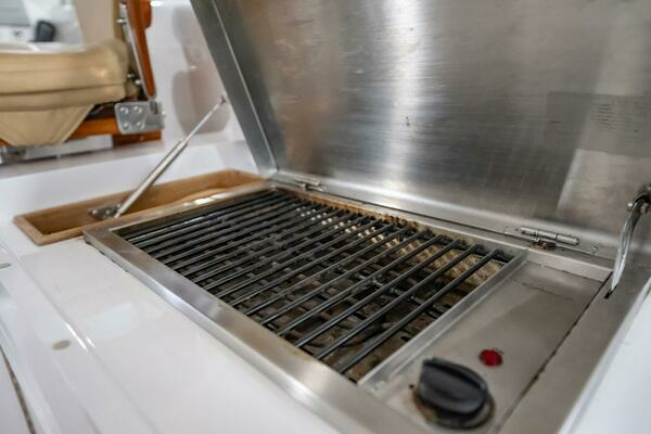 2012 Winter Custom Yachts 38