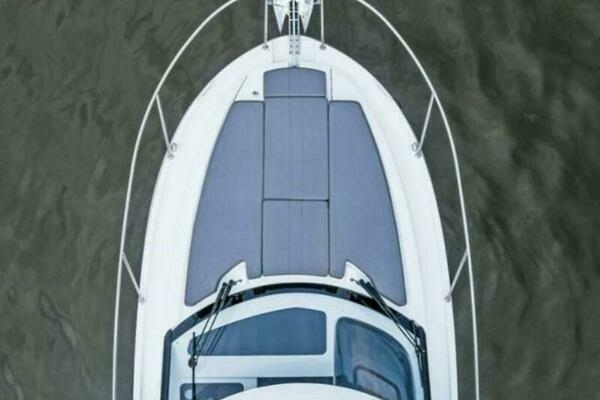 Photo of the 2025 Beneteau Antares 9