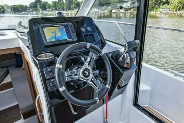 Photo of the 2025 Beneteau Antares 9