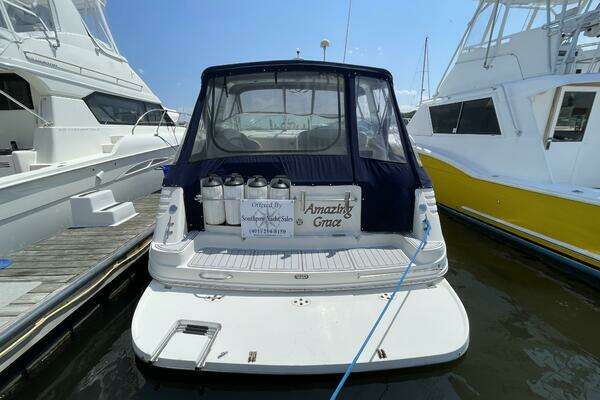 Photo of the 2000 Rinker 342 Fiesta Vee