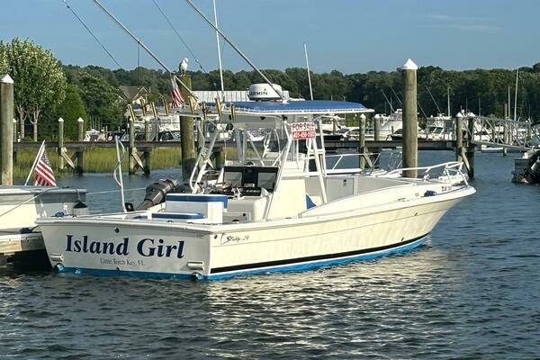 Photo of the 2000 Strike Center Console