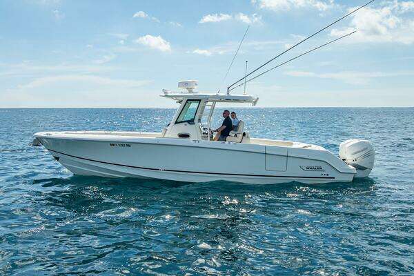 33-ft-Boston Whaler-2017-330 Outrage-330 Boston Whaler-Dania Beach Florida United States yacht for sale