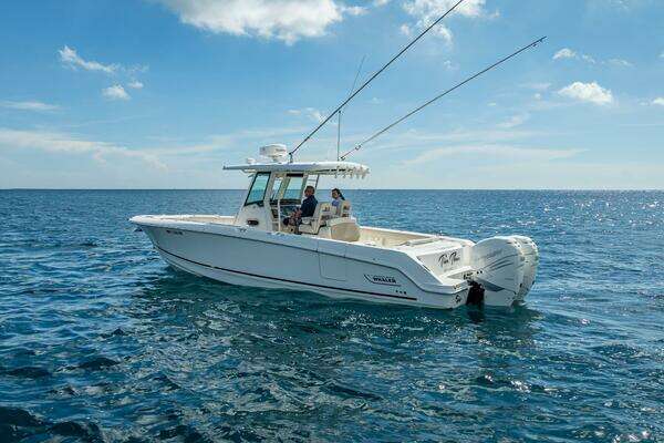 2017 Boston Whaler 33
