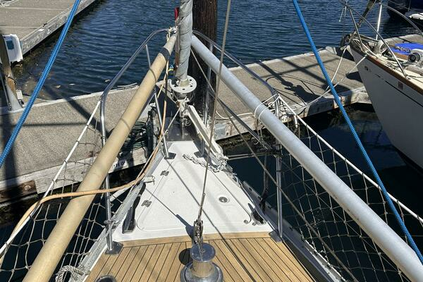 Photo of the 1985 Custom Whiting Yachts 40 "Amberin"