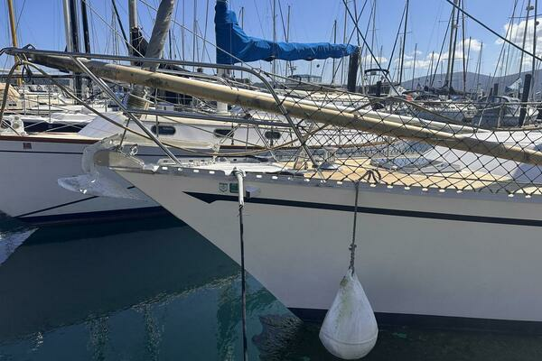 Photo of the 1985 Custom Whiting Yachts 40 "Amberin"