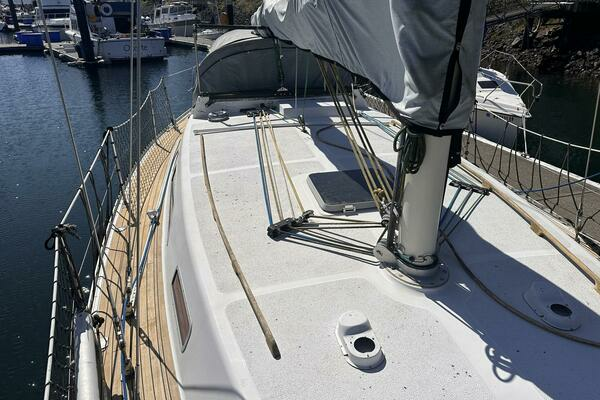 Photo of the 1985 Custom Whiting Yachts 40 "Amberin"