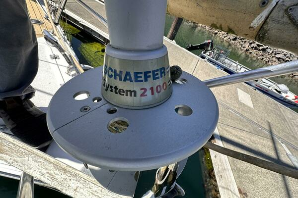 Photo of the 1985 Custom Whiting Yachts 40 "Amberin"