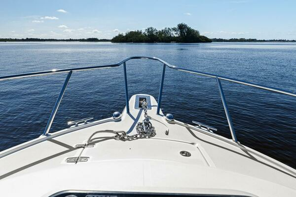 Pursuit 2570 Offshore Yacht For Sale