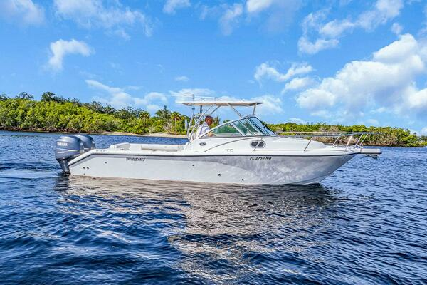 Pursuit 2570 Offshore Yacht For Sale