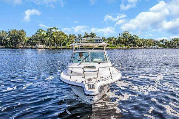 Pursuit 2570 Offshore Yacht For Sale