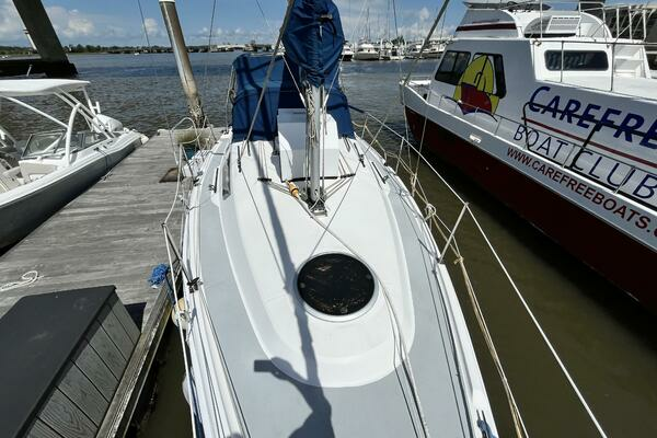 Photo of the 2005 Hunter 