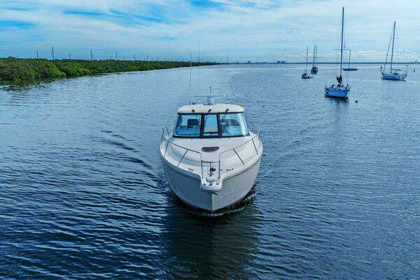 2008 Tiara Yachts 35