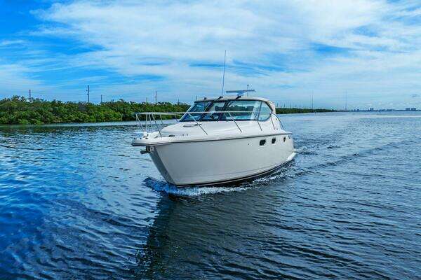 2008 Tiara Yachts 35