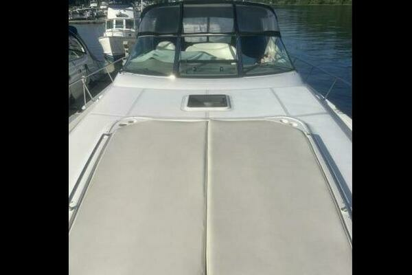 2000 Sea Ray 46