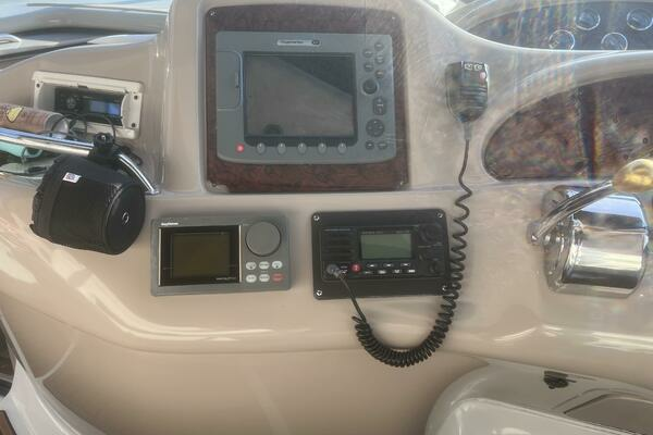 2000 Sea Ray 46