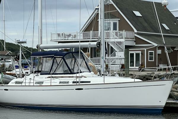 Photo of the 2002 Moody 38-2 Sloop