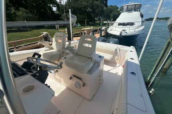 2007 Grady-White 30