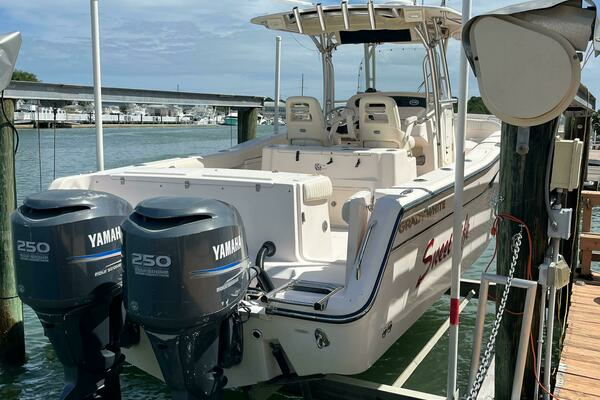 Photo of the 2007 Grady-White 306 Bimini "Sweet Life"