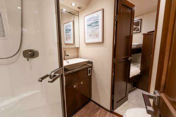 Viking 76 Convertible Yacht For Sale