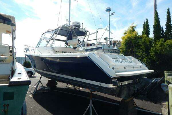 Photo of the 2001 Pursuit 2860 Denali "Wew-Hoo"