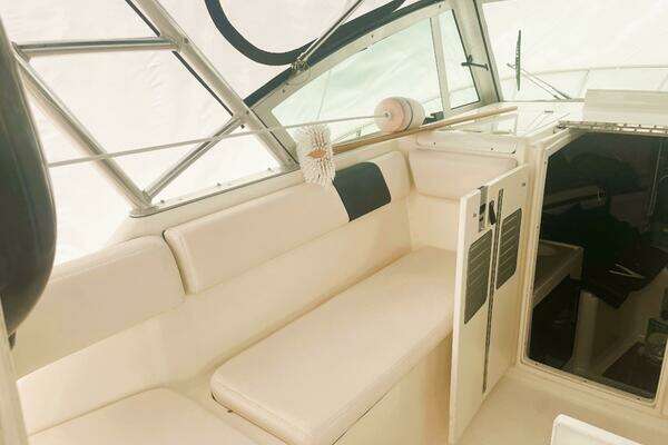 Photo of the 2001 Pursuit 2860 Denali "Wew-Hoo"